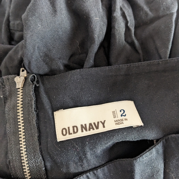 Old Navy Loose Mini Skirt Size 2 - Picture 4 of 7